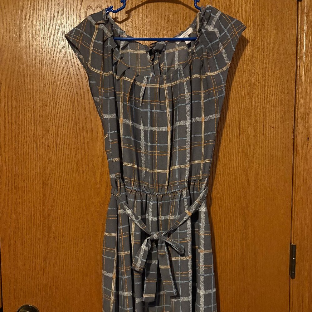 Gray Plaid Flowy Dress